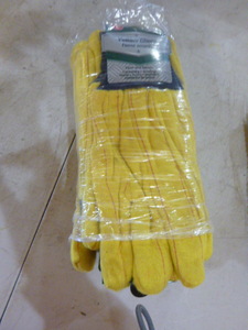 6 Pair of Westchester Yellow Chore Gloves
