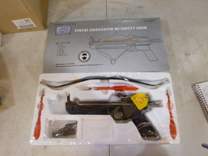 Camco Tools Pistol Crossbow with Safety Lock