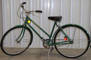 John Deere Ladies Touring 3-speed Bicycle