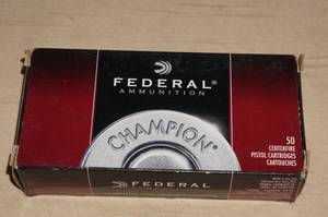 lot 40 image: 50 Federal Champion 9mm Luger 115 Gr FMJ RN Ammo