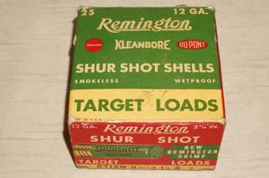 lot 91 image: Vintage Remington Kleanbore Shur Shot 12 Gauge Shell Box