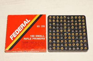 lot 114 image: 100 Federal No 205 Small Rifle Primers