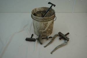 Pullers, wrenches