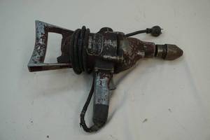 Electric drill