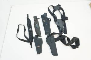 Hand gun and belt