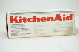 Sausage stuffer