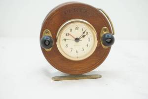 Fishing reel radio