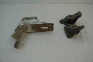 Anchor mounts