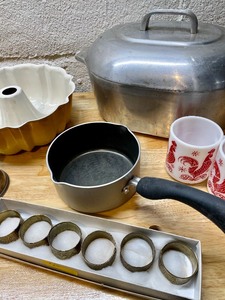 Lot of Kitchen Necessities
