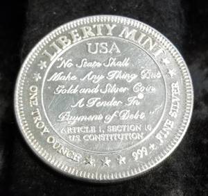 1 TROY OZ. .999 FINE SILVER STATUE OF LIBERTY ROUND