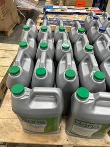 14 Bona Pro Tile & Laminate Floor Cleaner 1 Gallon