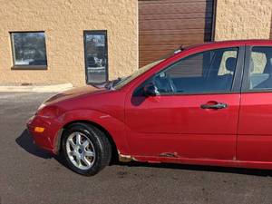 2005 Ford Focus ZX4 - 2 Owner -