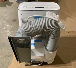 LG Electronics 14,000 BTU dual inverter portable air conditioner in white tested see pics