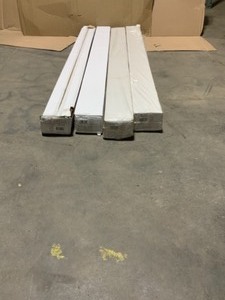 HOME DECORATORS HAND SCRAPED WIRE BRUSHED STRAND WOVEN CHAI BAMBOO FLOORING. SEE PICTURES