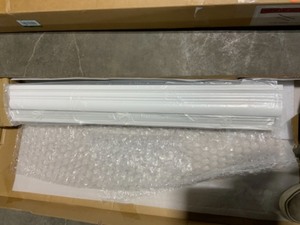 PALLET OF ASSORTED BLINDS AN VINYL ACCORDION. SEE PICTURES