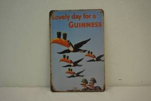 lot 19 image: Guinness sign
