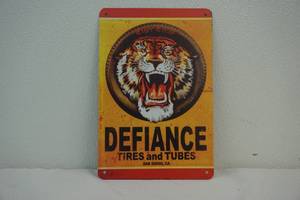 lot 33 image: Defiance sign