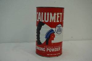 lot 49 image: Metal container