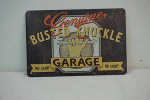 lot 65 image: Garage sign