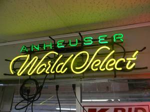 lot 13 image: Anheuser World Select Neon Sign - NICE - WORKS GREAT - APPROX 36 BY 12 - SEE PICTURES
