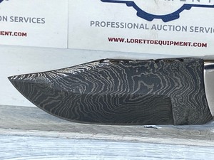 Damascus Steel Knife With Fitted Leather Sheathe