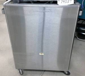 MSRP $1500 Chattanooga M-2 Chiropractors Hydrocollator Mobile Heating Unit - Therapeutic Moist Heat Is Able To Relax The Muscles &amp Nerves Without Drawing Up Moisture From The Skin - Good Working Condition