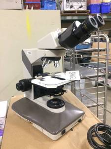 WOW SELLING ONLINE USED $2500 Nikon Labophot-2 POWER LIGHT UP Binocular Phase Contrast Microscope&nbspWith 4 Objectives - Good Condition - Missing Light Cover