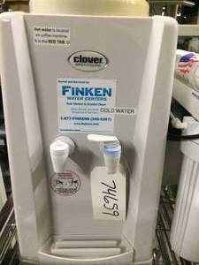 CLOVER WATER FILTRATION SYSTEM - REMOVED FROM A WORKING ENVIRONMENT - HOT WATER HANDLE BROKE OFF&nbsp