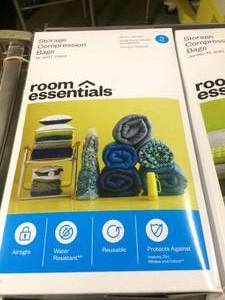 LOT OF 4 ROOM ESSENTIALS STORAGE COMPRESSION BAGS APPEAR NEW IN BOX