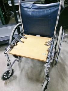 TRANSPORT CHAIR