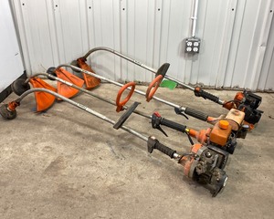 lot 79 image: Tanaka String Trimmers (for partsrepair)