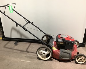 lot 76 image: Craftsman Pushmower