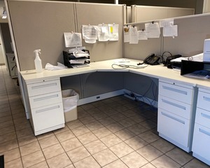 lot 115 image: Allsteel Office DeskCubicle