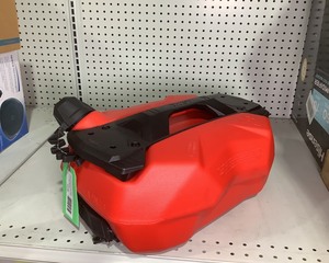 lot 65 image: New Gas Tank