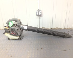 lot 70 image: Leaf Blower