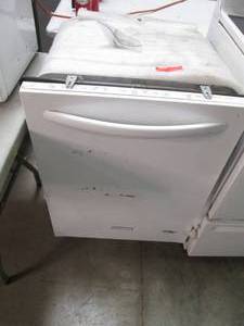 White KitchenAid Top control Dishwa...