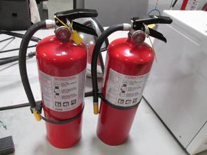 Lot of 2 fire extinguishers...