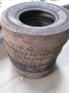 Set of 4 Goodyear Wrangler SRA Tir...