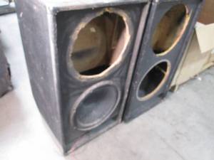 Lot of 2 HUGE Wood SubSpeaker Boxe...