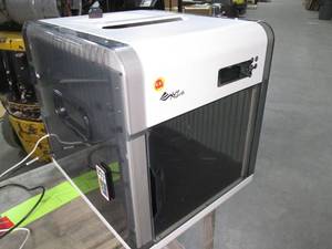 Davinci XYZ 3D Printer. Has XYZAP ...