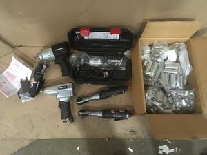 Lot of assorted Husky tools various kinds and conditions see pictures