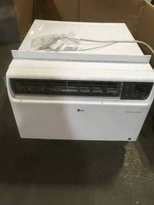 LG 18000 BTU 230V Window Air ConditionerLG 18000 BTU 230V Window Air Conditioner open box no remote customer return see pictures