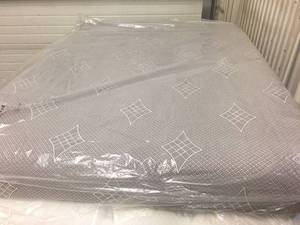 Brand New Queen Quilt Knit Gel Foam Memory Mattress