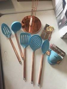 lot 24 image: Brand New Macys Copper Tone Matching Cooking Utensils & Towel Holder Lot