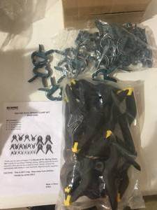 lot 95 image: Brand New Lot of 96 Plant & Vine Clips and 22 Piece Spring Clamps Set