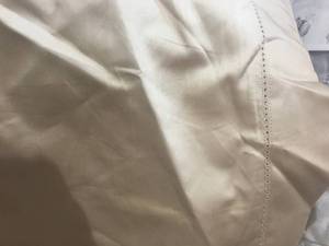 lot 103 image: Hotel Collection 680 Thread Count Duvet Cover, FullQueen Size
