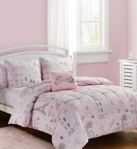 lot 116 image: Brand New Sanders Love Paris Collection Full Comforter Set