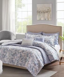 lot 127 image: Brand New Madison Park Erica 8 Piece FullQueen Comforter & Coverlet Set