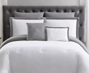 lot 139 image: Brand New Truly Soft Everyday 7 Piece FullQueen Bedding Set