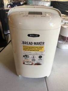 lot 21 image: Brand New Bella 2-lb. Loaf Programmable Bread Maker